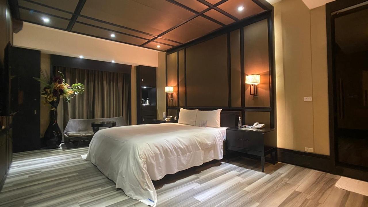 ฮอลลีวูด โมเทล Motel Pitou ภายนอก รูปภาพ