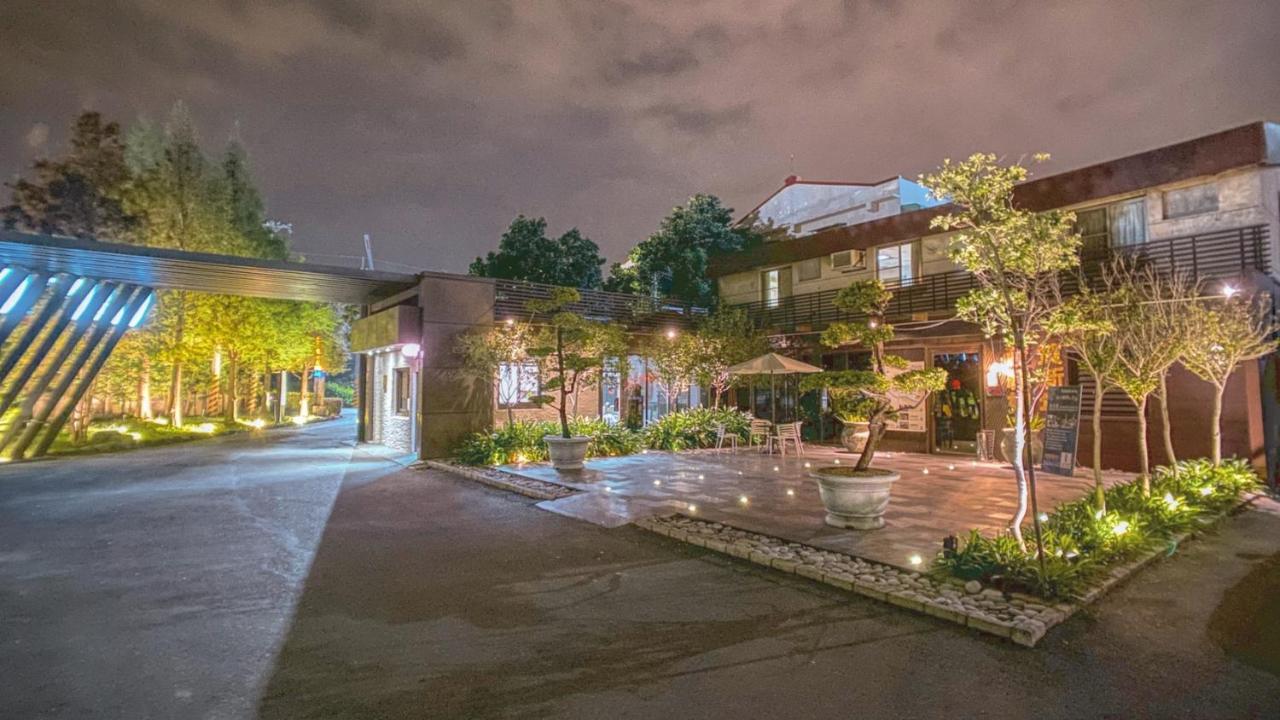 ฮอลลีวูด โมเทล Motel Pitou ภายนอก รูปภาพ